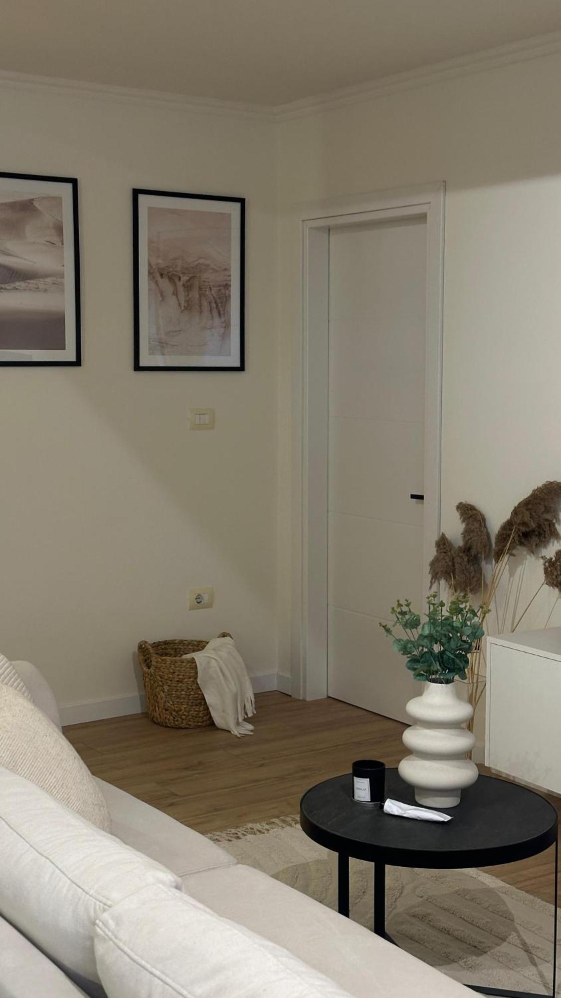 Gjirokastra Design Apartments Buitenkant foto